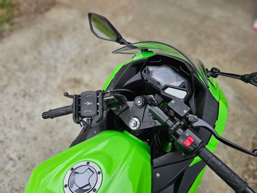 Kawasaki Ninja 300 w super stanie | wydech akrapovic | nowe opony