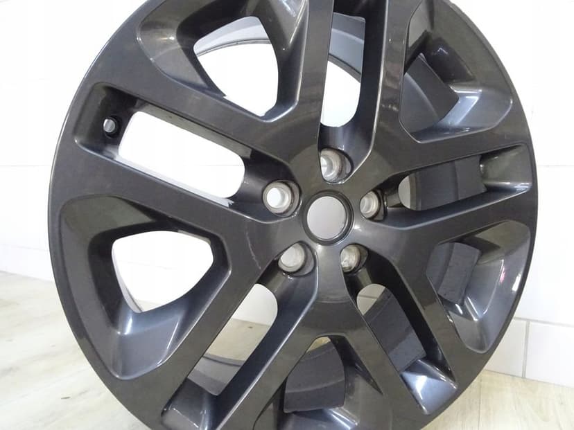land rover defender felga 8,5j 20 5x120 l8bm-ca