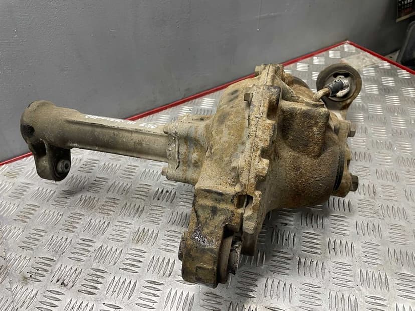 Most Dyfer Przód 5H22-3017-GA Land Rover Discovery III 2,7 TDV6