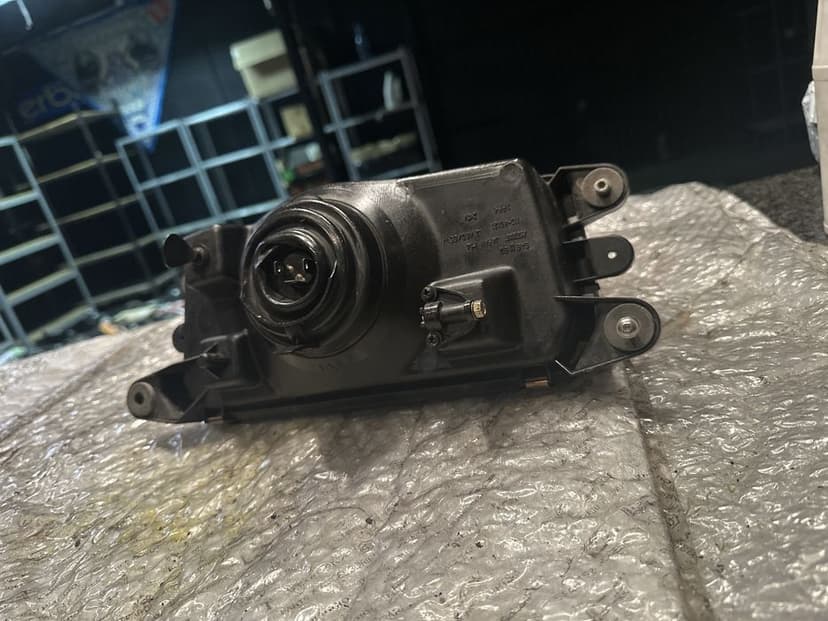 KAWASAKI ZX600R Lampa Przednia Przód M409