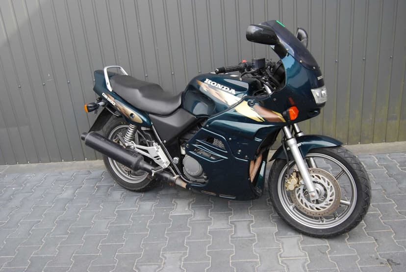 Motor turystyczny HONDA CB500