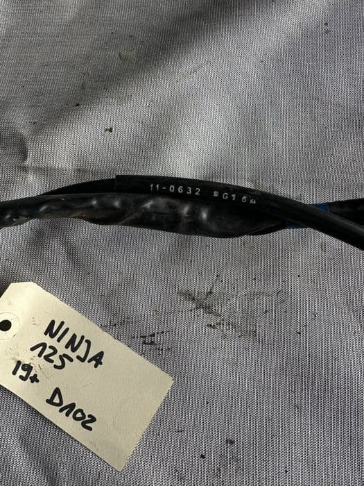 Przełącznik świateł linka sprzęgła Kawasaki Ninja 125