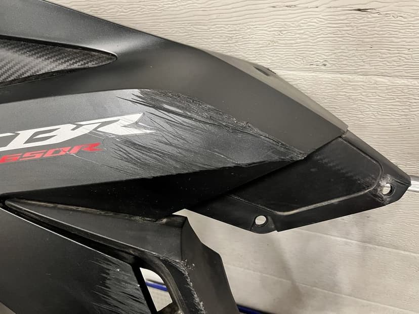 Boczek lewy owiewka boczek honda cb650r cbr650