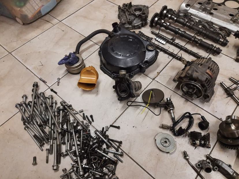 Kawasaki zx9r silnik części kapa sprzęgło wałek skrzynia alternator