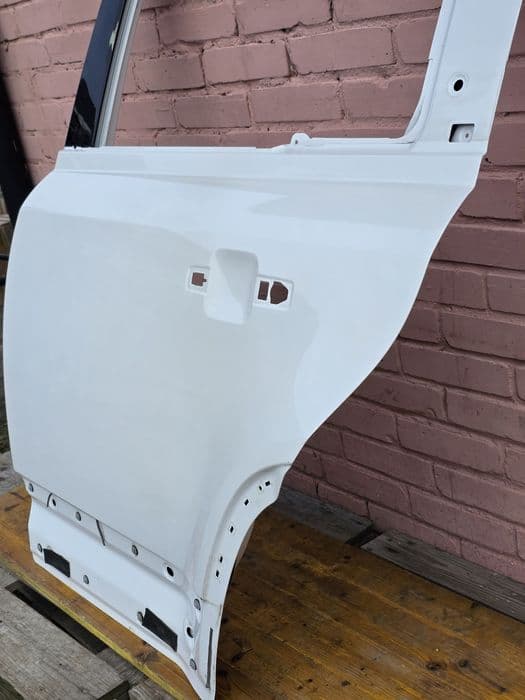Drzwi lewy tył Land Rover Defender II 2 Oryginał ładne l8b2