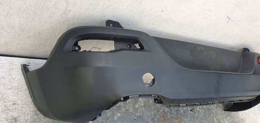 Jeep Cherokee Zderzak tylny tył