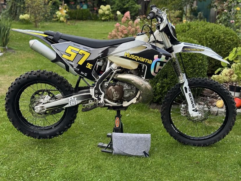 Husqvarna TE 300 TPI  2T dwusów  Wtrysk FMF
