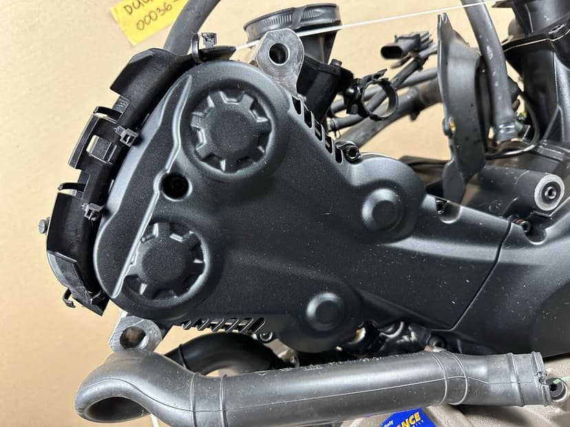 Ducati Monster 821 Silnik Motor Engine 2016 Montaż ! Idealny !