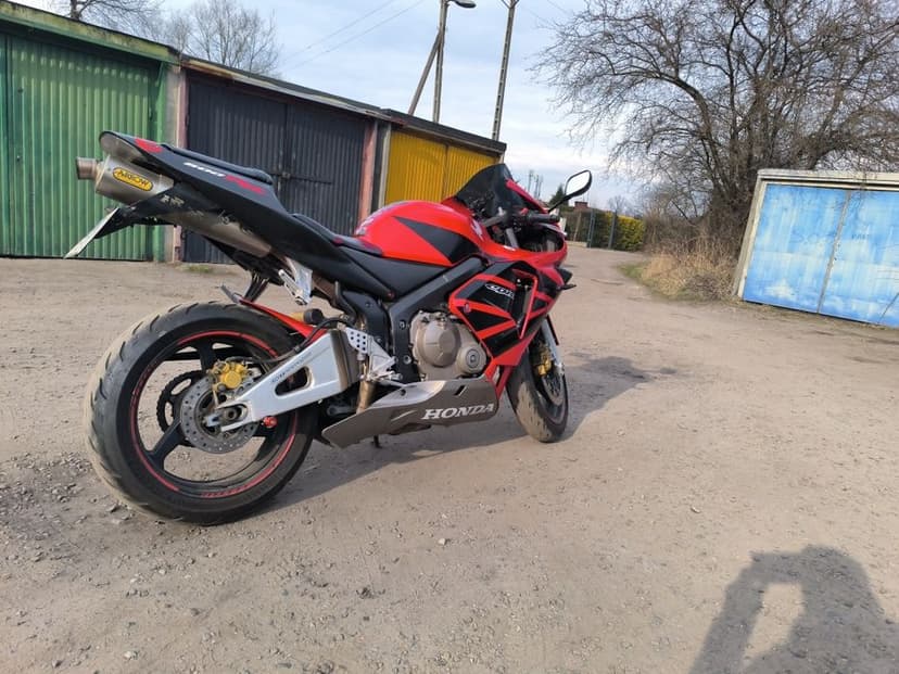 Honda CBR 600rr pc37