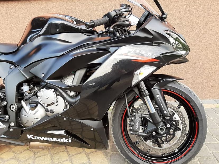 Kawasaki  ZX6R 636 (jak nowy)