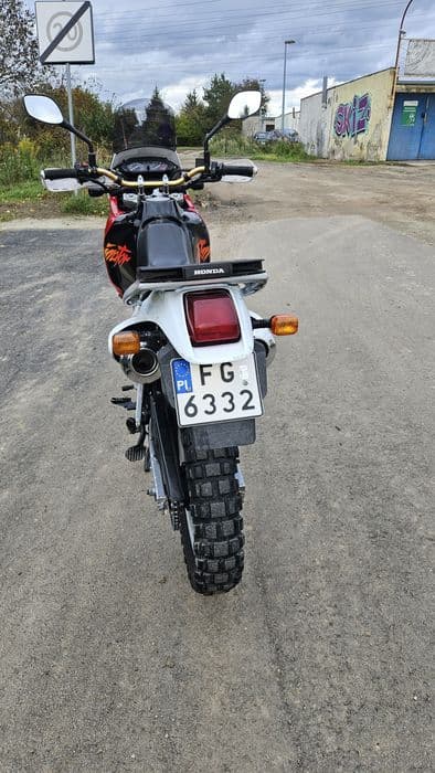 Honda nx 650 dominator