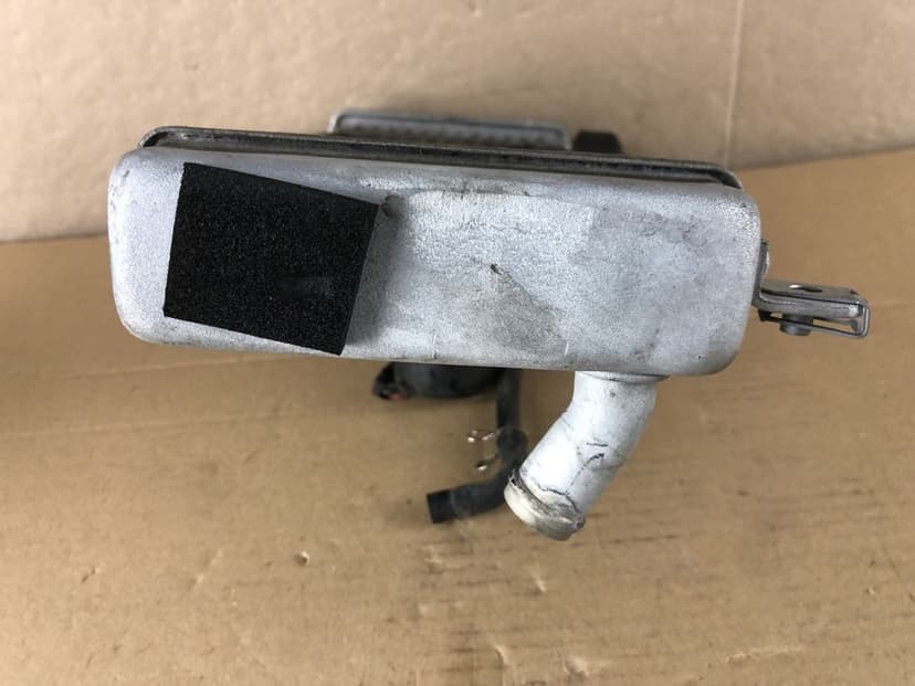 Aprilia Tuono 125 Chłodnica Zbiorniczek Wyrównawczy 2022 wentylator