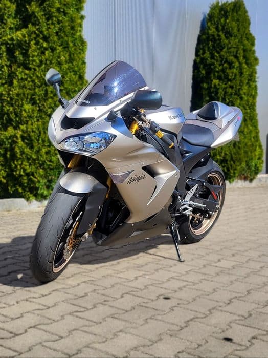 Kawasaki ZX10R 1Gen (2005) – Stan Idealny | Metallic Titanium