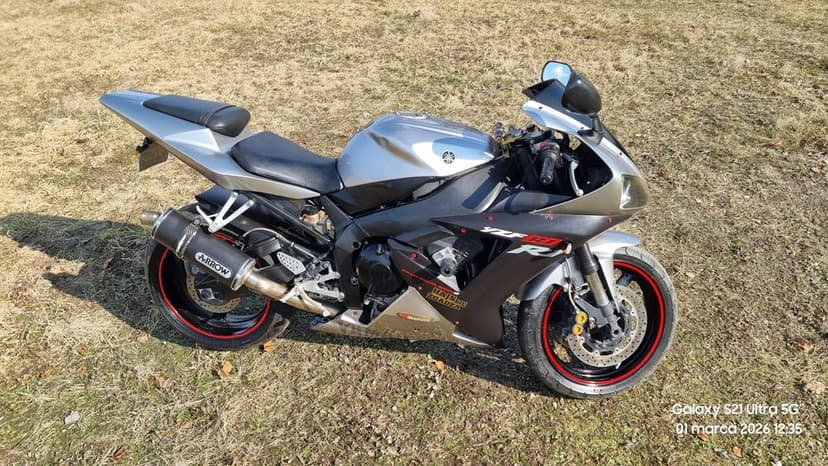 Tytuł: Yamaha R1 RN09 (2002) | Arrow | Amor skrętu | OKAZJA (2. bieg)