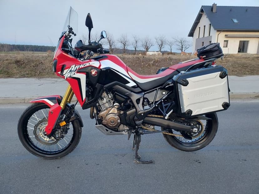 Honda CRF 1000 africa twin DTC piękny stan oryginał bezwypadkowy