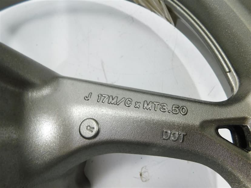 FELGA KOŁO PRZÓD SUZUKI GSX 1300R HAYABUSA 08-20 5411115H01Y6G