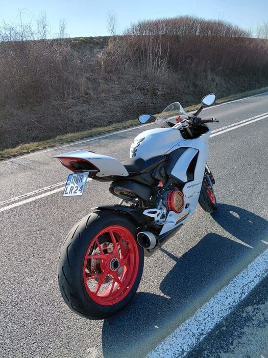 Ducati Panigale V2 2022
