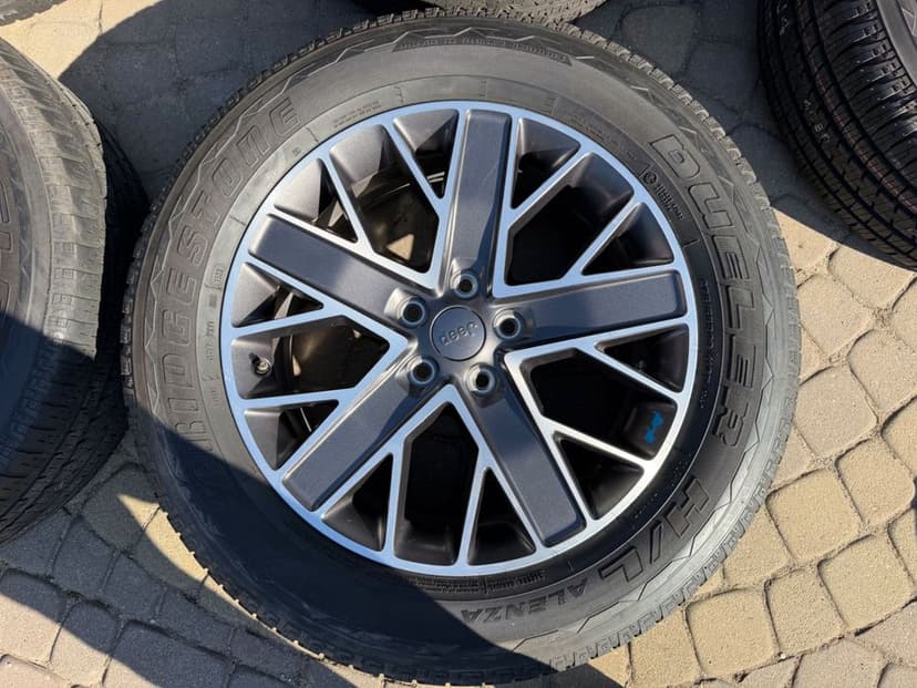 Koła 20/8 Jeep Wrangler