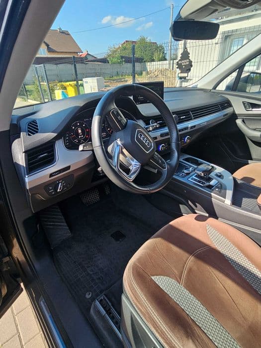 Sprzedam AUDI Q7   TDI Quattro Tiptronic