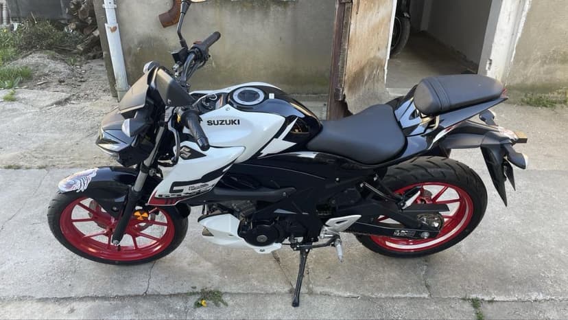 Spszedam motor Suzuki GSXS 125 kategoria B