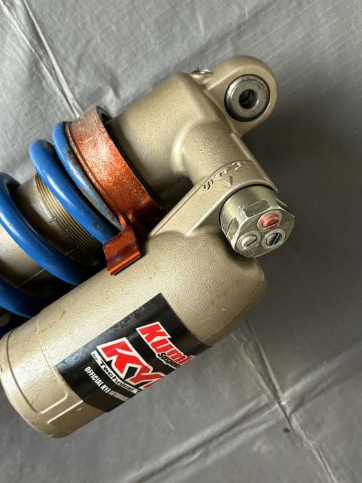 Amor amortyzator tył tylny KYB YAMAHA YZF250/450 R 19-23 WR cross