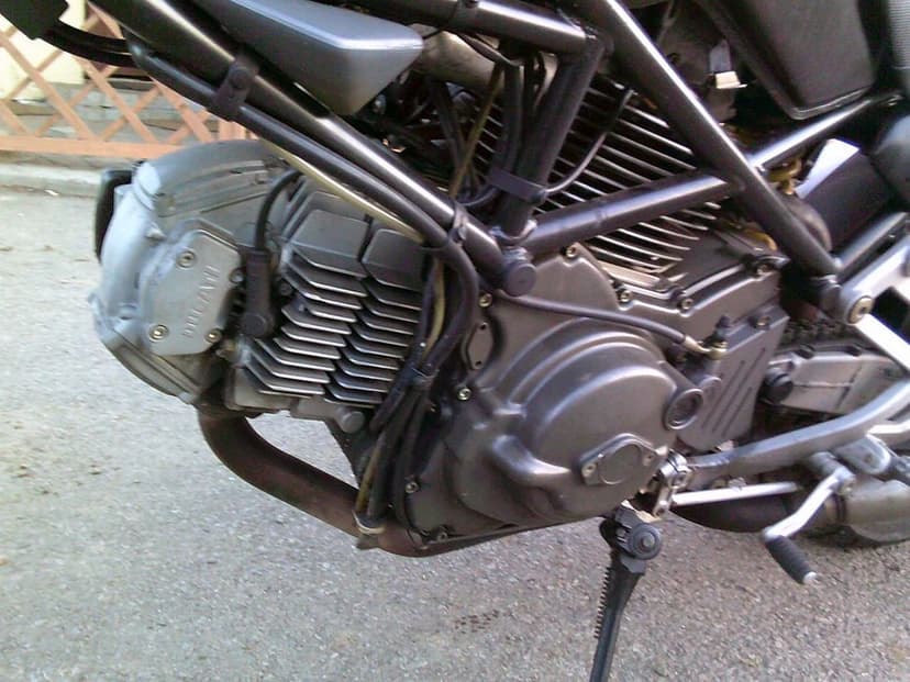 Ducati monster 600 części silnikowe alternator sprzęgło rozrusznik