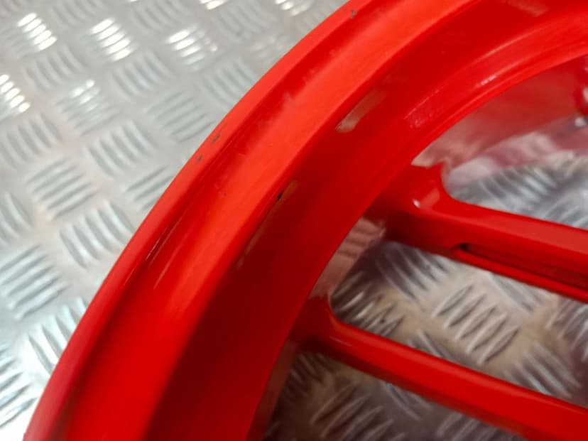 Ducati Panigale 959 Felga Tył Tylna + Tarcza Hamulcowa 16-19 Czerwona