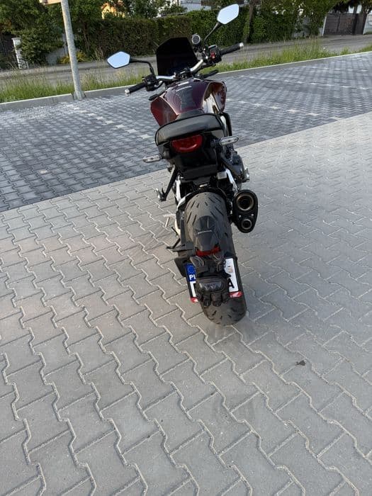 Motocykl HONDA CB 1000 R