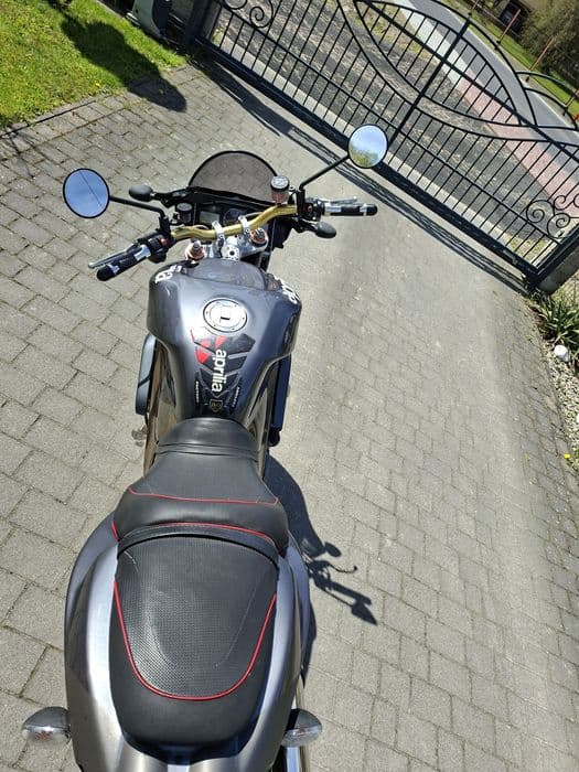 Aprilia   Rsv TUONO 1000