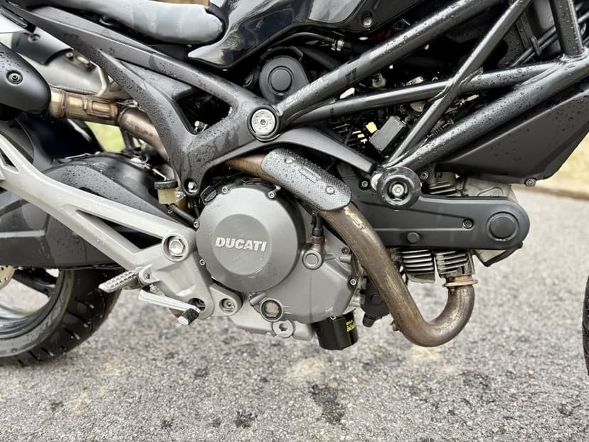 Ducati Monster 696 ABS 2012