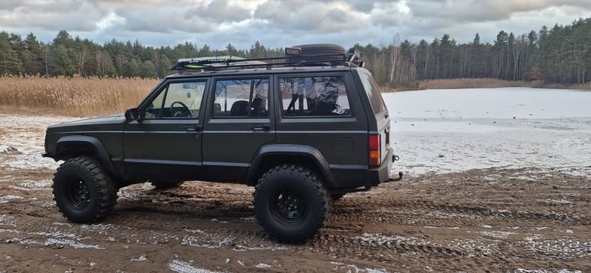 Jeep Cherokee Xj  1.9Tdi 130 manual