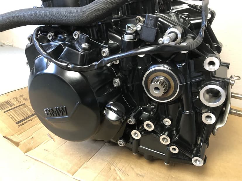 Bmw F900R F900 R 2023 Silnik Kompletny Motor Engine 3300 km ! K83