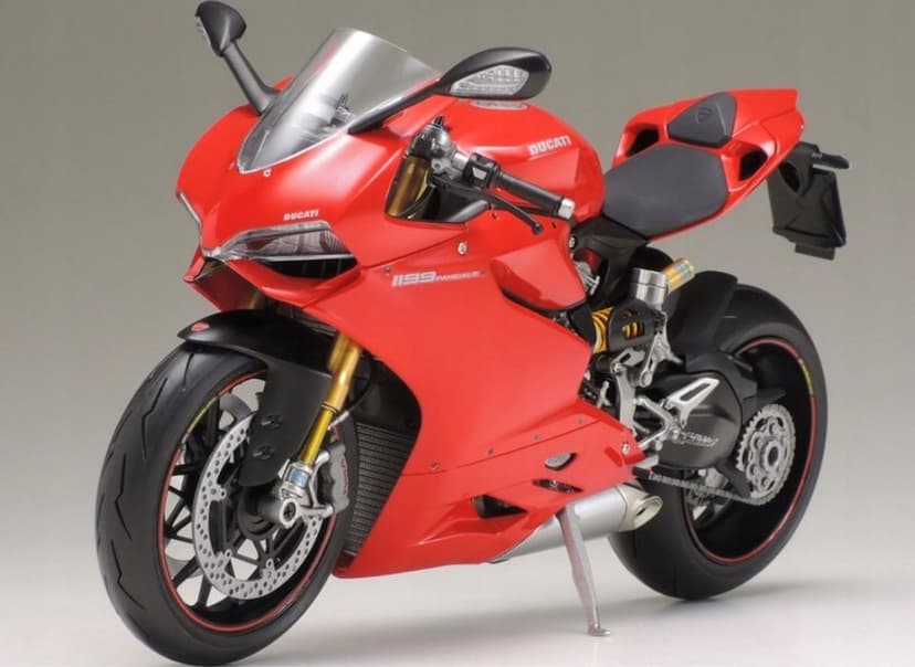 model do sklejania 1/12 motocykla Ducati 1199 Panigale S Tamiya 14129