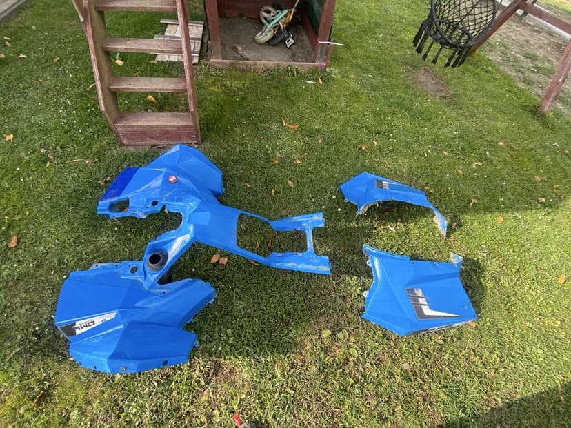 Plastiki owiewki osłony obudowy grill maska polaris scrambler 1000s