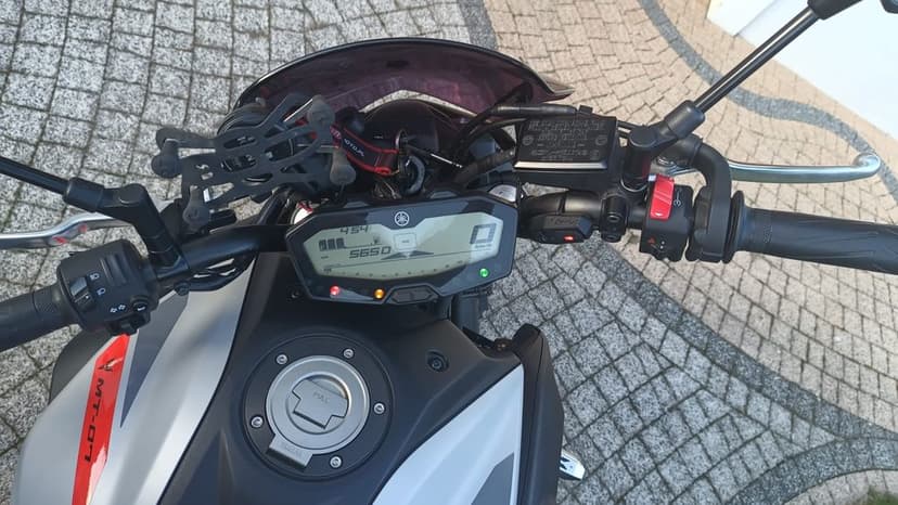 Yamaha MT07 2019 / 5 600 km / Salon PL