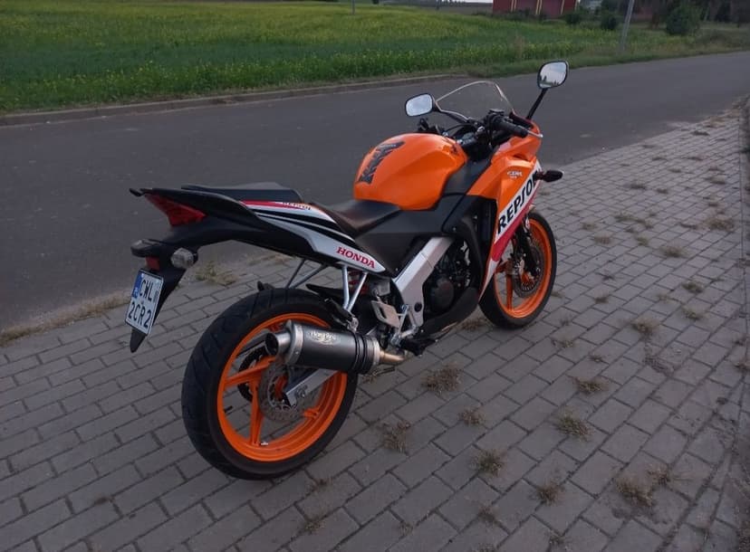 Honda cbr 125 repsol