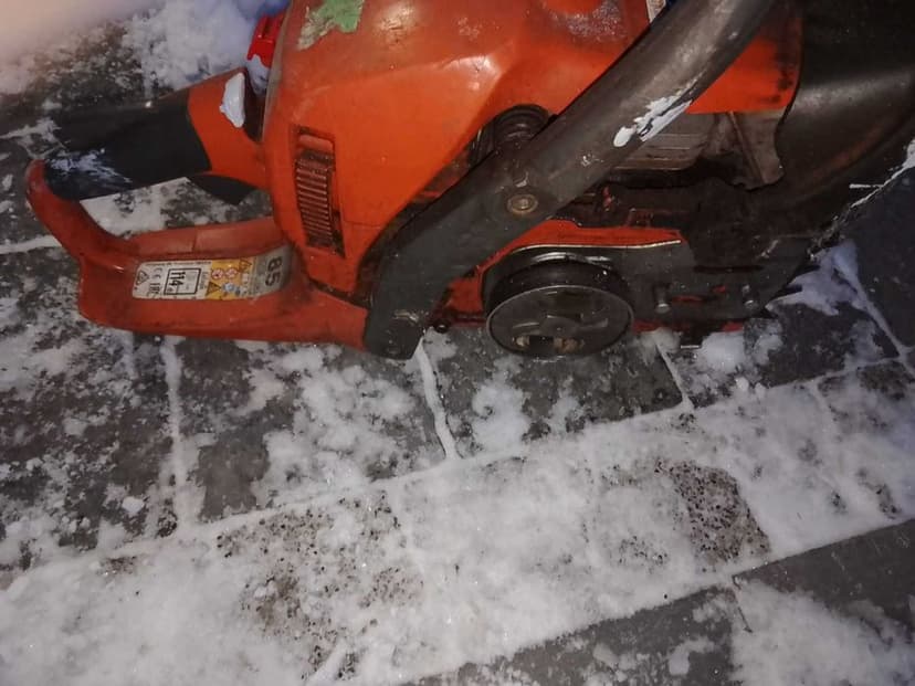 Piła łańcuchowa pilarka spalinowa Husqvarna 445