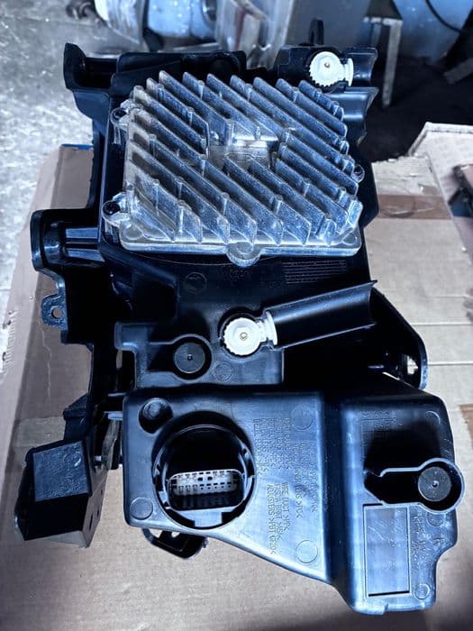 Lampa reflektor do JEEP GRAND CHEROKEE WL