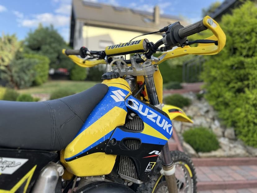 SUZUKI  RM125 Ładna