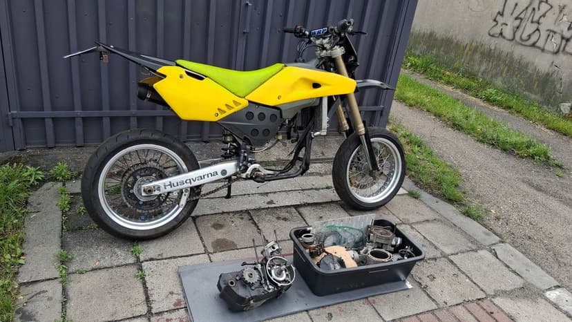 Husqvarna TE 570 SM 610 kanapa CZĘŚCI półki lampa kopka chłodnica