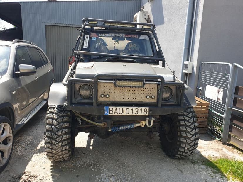 Suzuki Samurai Zmota Mechanik mosty Patrol