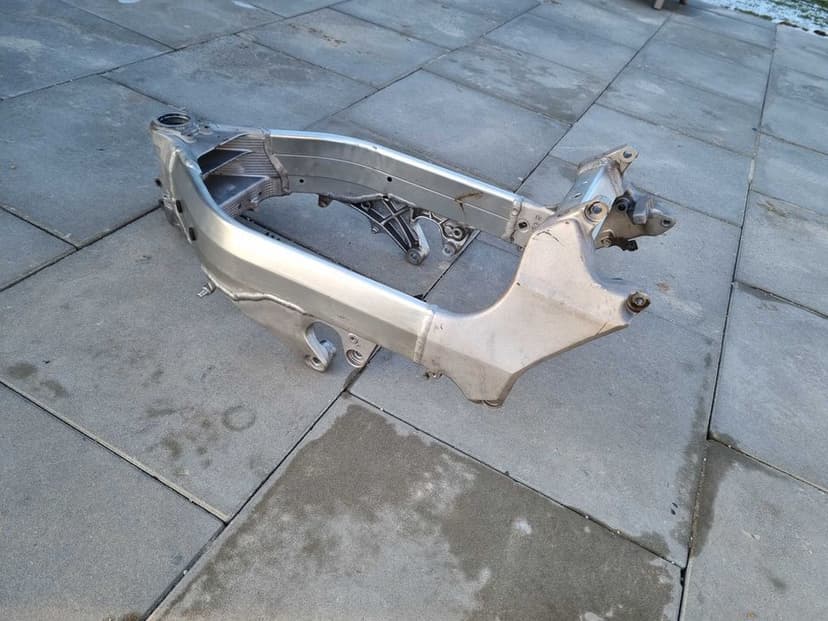 Honda VFR 800 rama dokumenty papiery 98-01