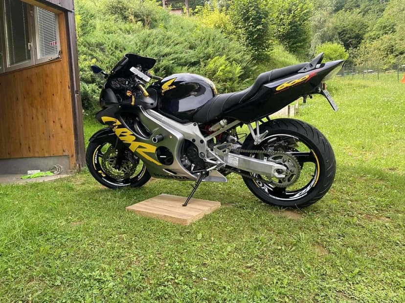 Honda cbr 600f4 sprzedam /zamienie