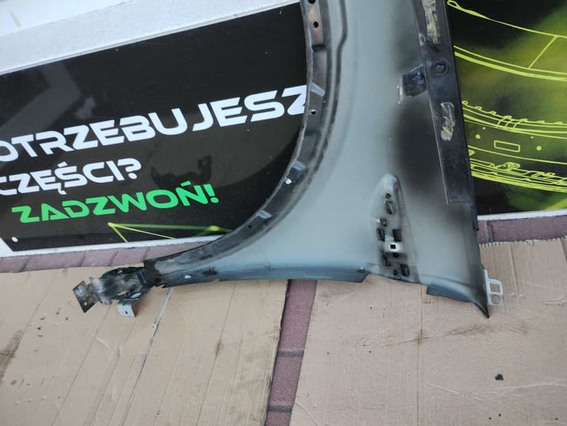 Błotnik przedni prawy Land Rover Discovery Sport