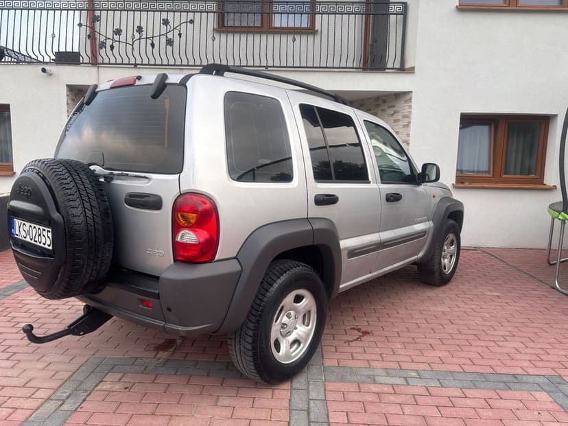 Jeep Cherokee 2004 rok pierwszy  właściciel w kraju