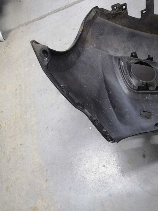 Zderzak przedni Nissan Navara IV Spryski