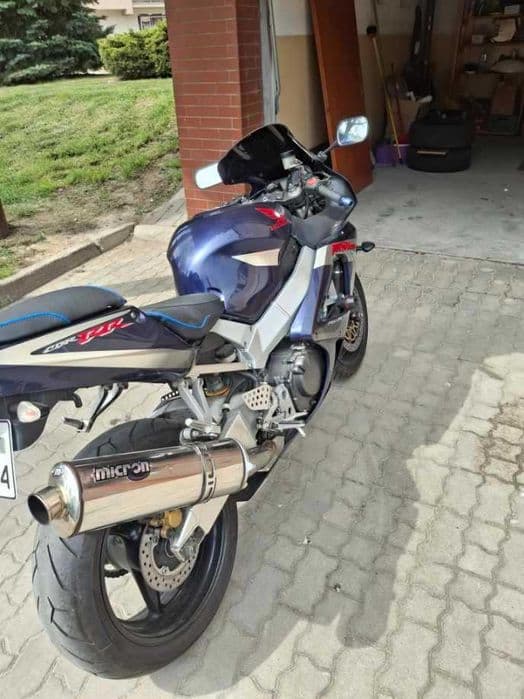 Motor honda CBR 929