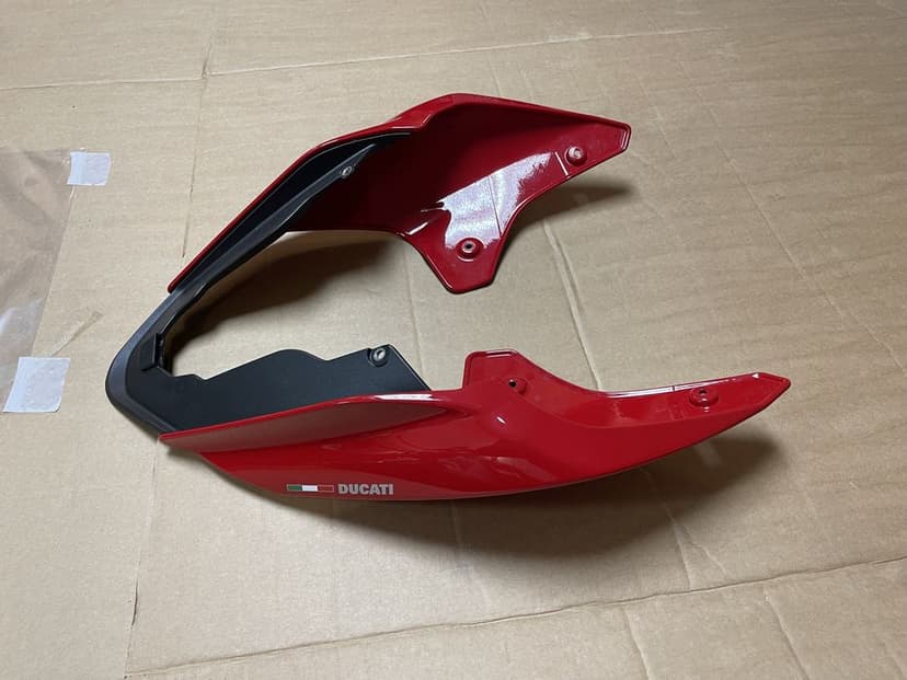 Ogon owiewka Ducati Panigale V4