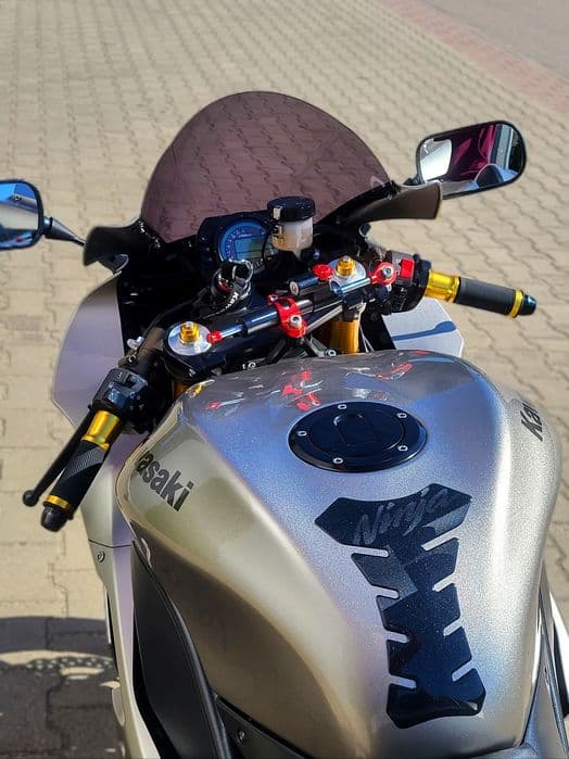 Kawasaki ZX10R 1Gen (2005) – Stan Idealny | Metallic Titanium