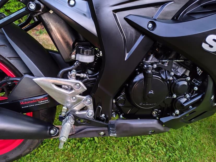 Suzuki GSX R 125 2024 ROK Transport